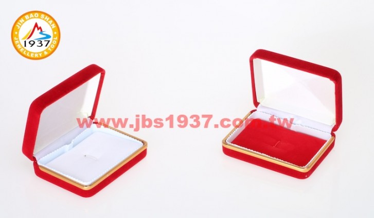 珠寶包裝錦盒-金色年代紅絨布系列-金色年代紅絨布- 別針盒（大）